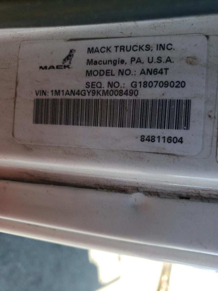 Photo 10 from auction – 2019 MACK ANTHEM with VIN 1M1AN4GY9KM008490