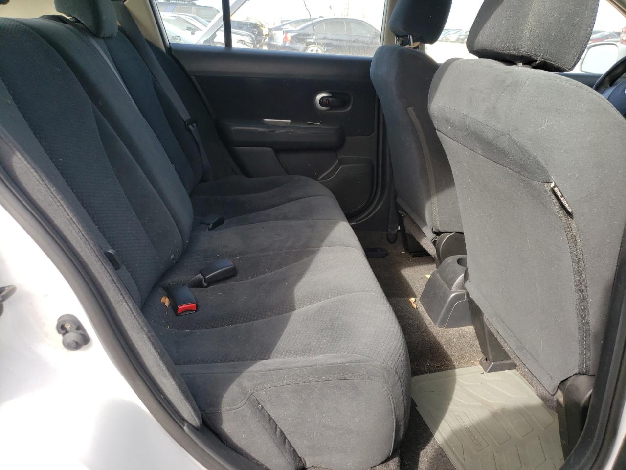 Photo 6 from auction – 2010 NISSAN VERSA S/SL with VIN 3N1BC1CPXAL412786