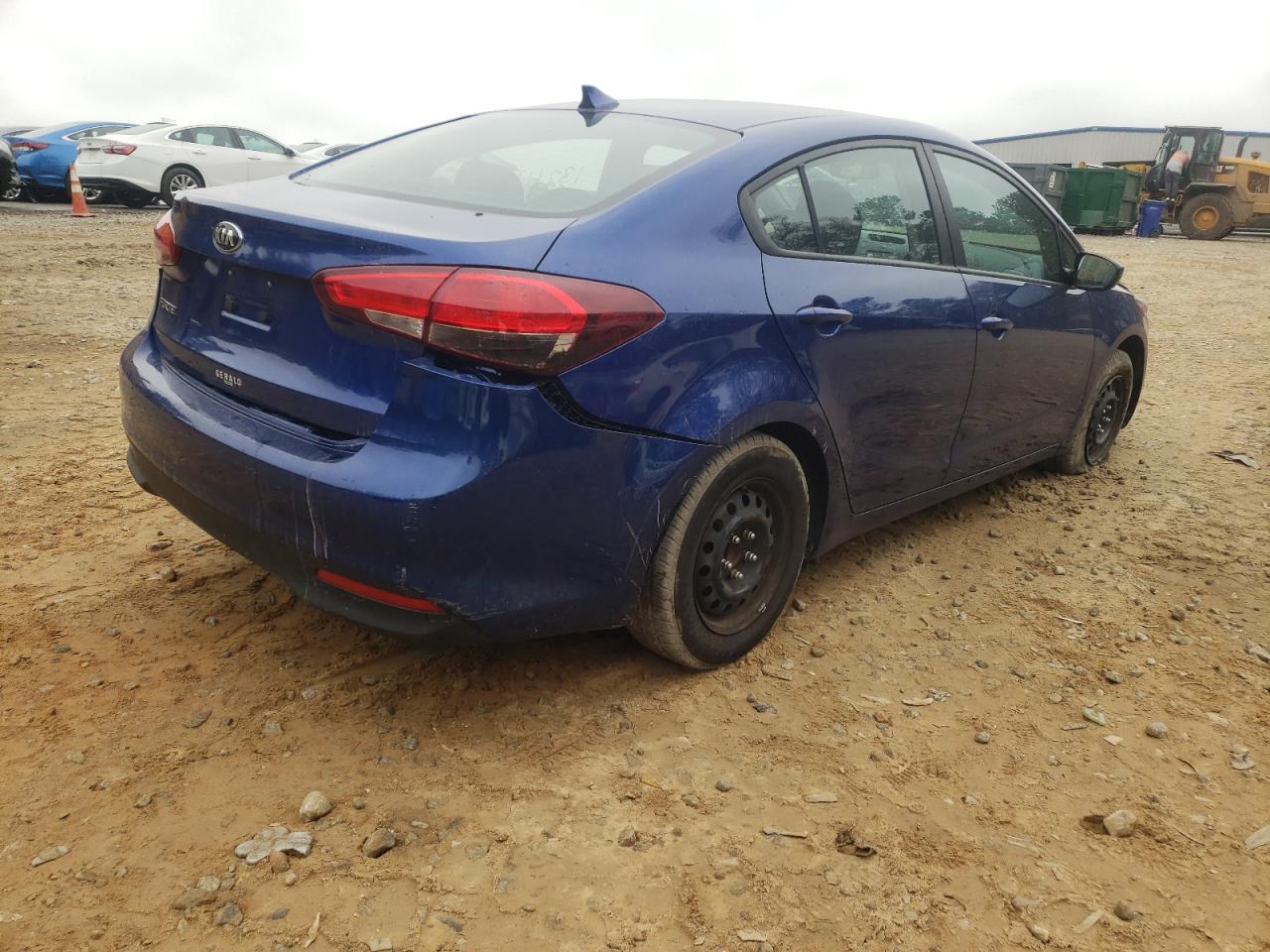 Photo 4 from auction – 2017 KIA FORTE with VIN 3KPFK4A79HE039339