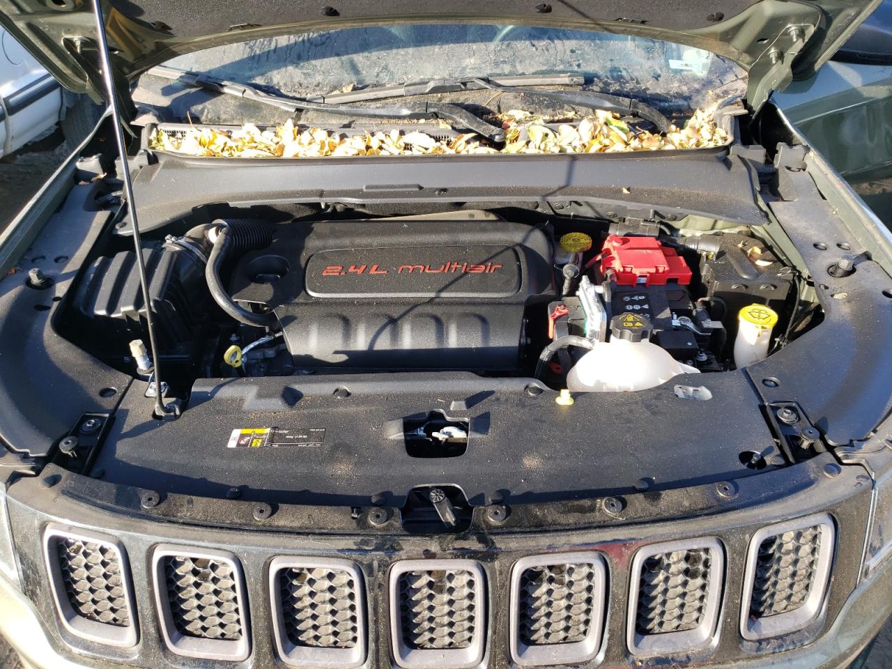 Photo 7 from auction – 2019 JEEP COMPASS TR with VIN 3C4NJDDB1KT683869