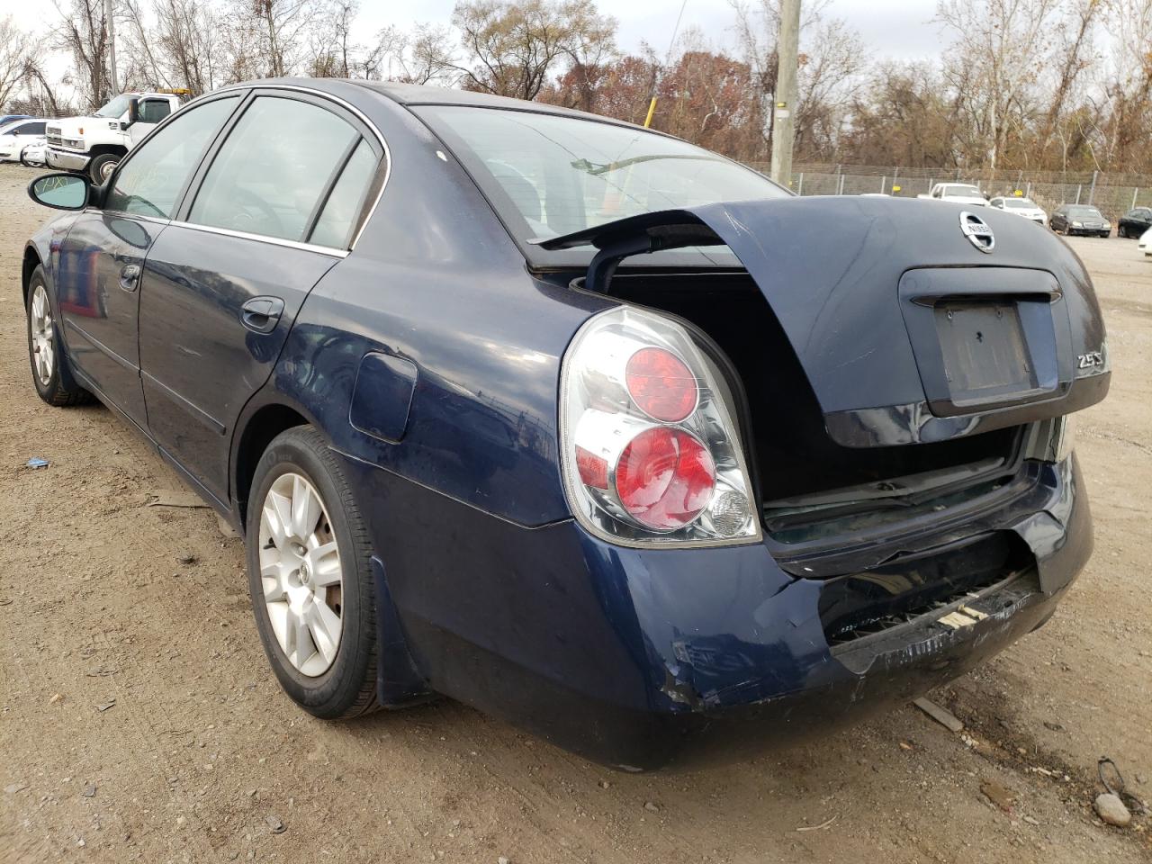 Photo 3 from auction – 2005 NISSAN ALTIMA S with VIN 1N4AL11D35C239640