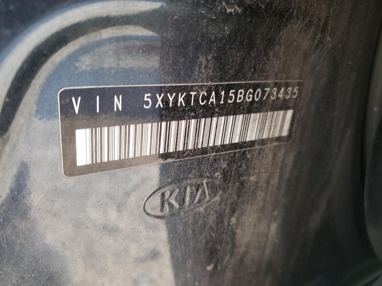 Photo 10 from auction – 2011 KIA SORENTO BA with VIN 5XYKTCA15BG073435