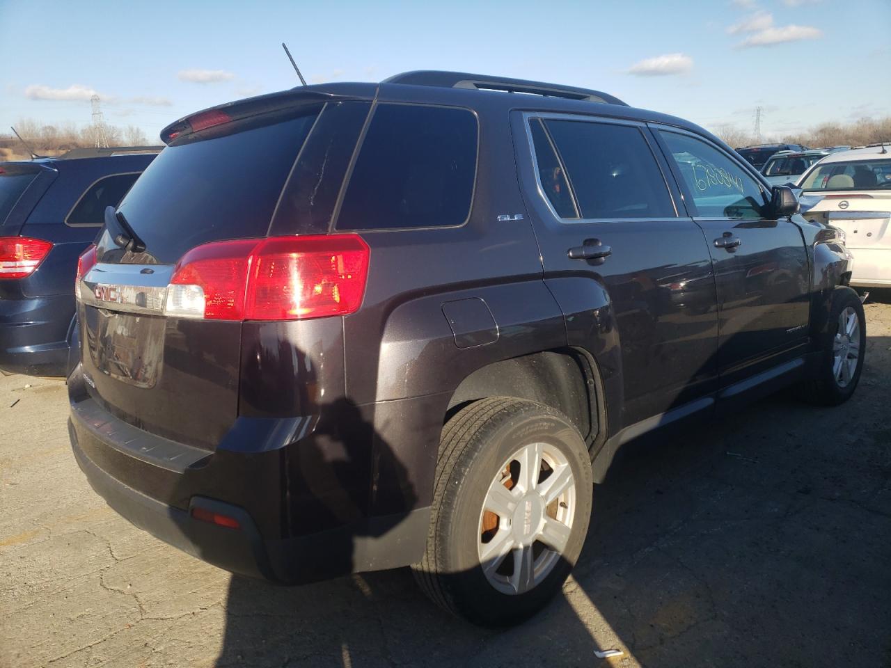 Photo 4 from auction – 2014 GMC TERRAIN SL with VIN 2GKALREK0E6266552