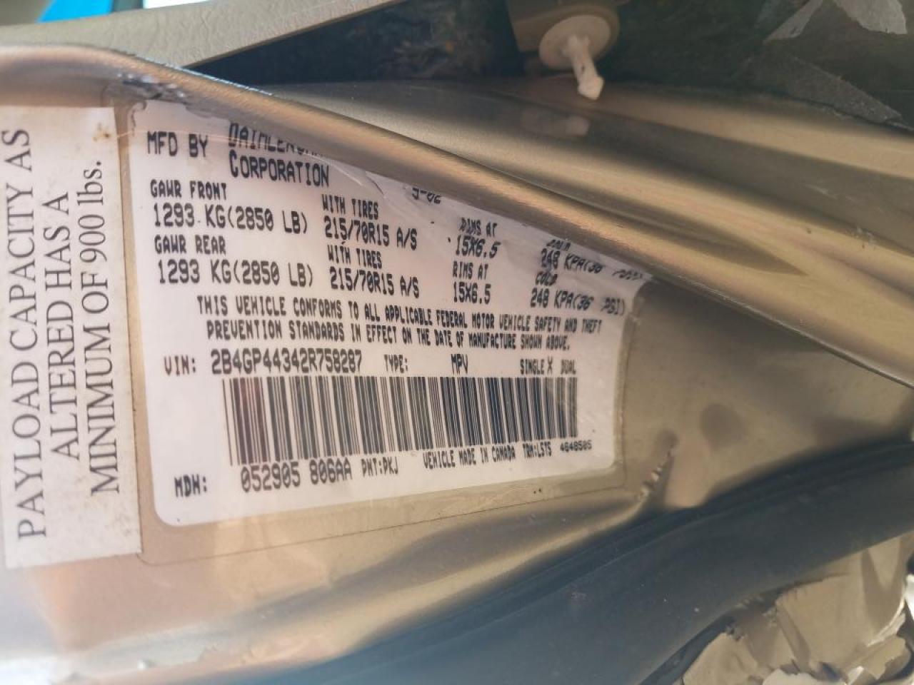 Photo 10 from auction – 2002 DODGE GRAND CARA with VIN 2B4GP44342R758287