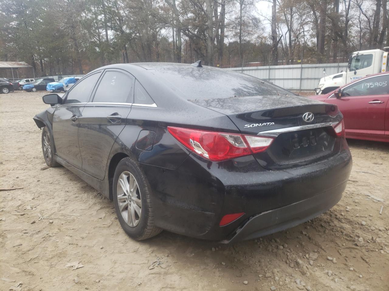Photo 3 from auction – 2014 HYUNDAI SONATA GLS with VIN 5NPEB4AC9EH880352