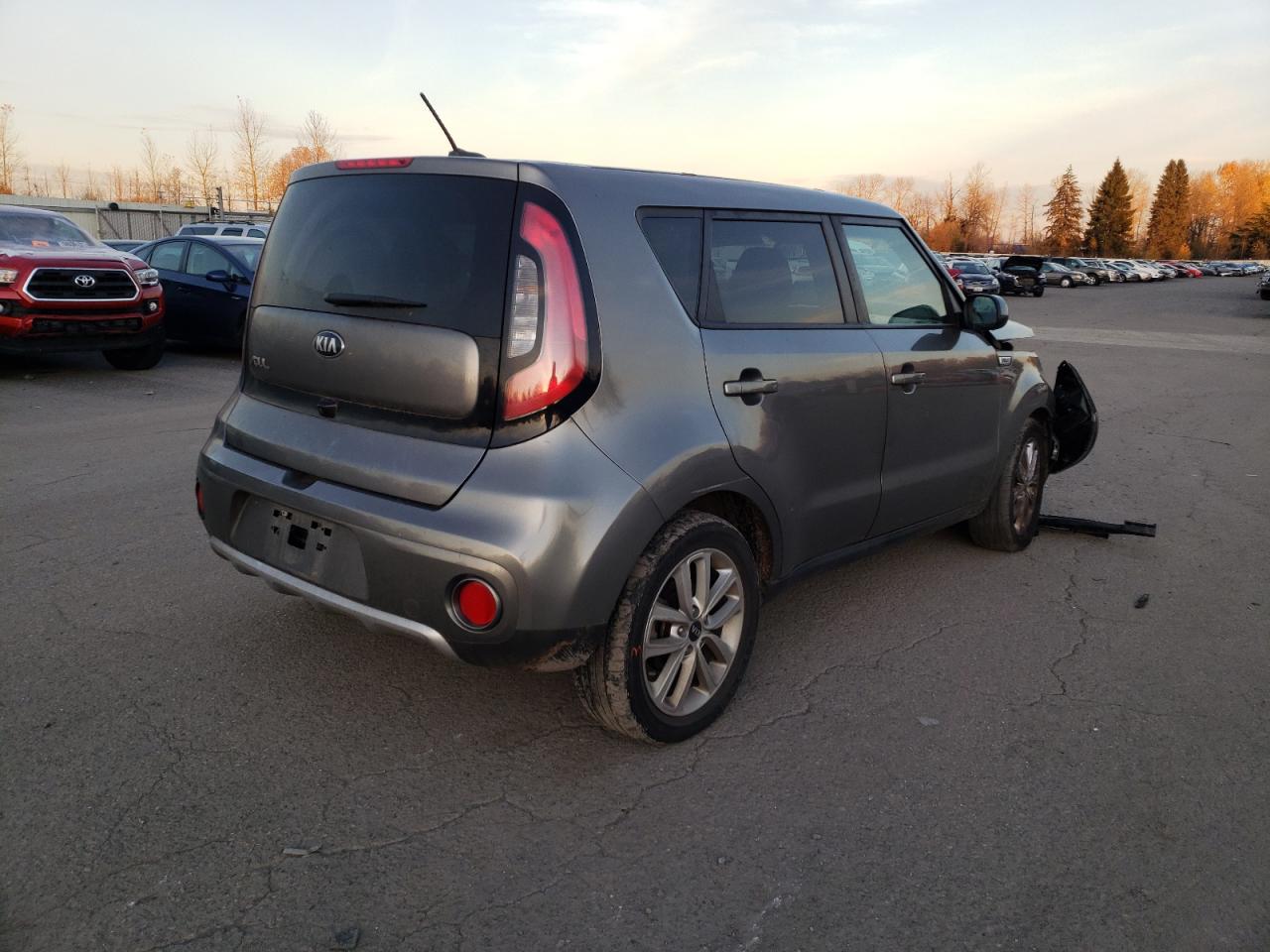 Photo 4 from auction – 2018 KIA SOUL + with VIN KNDJP3A56J7543387