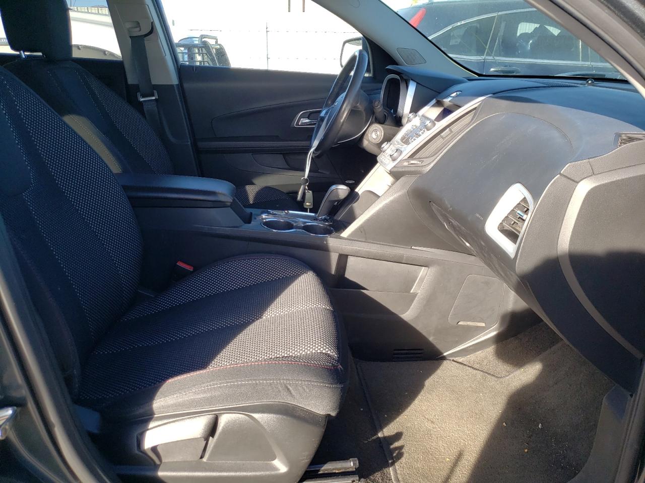 Photo 5 from auction – 2011 CHEVROLET EQUINOX with VIN 2CNFLEE51B6298535