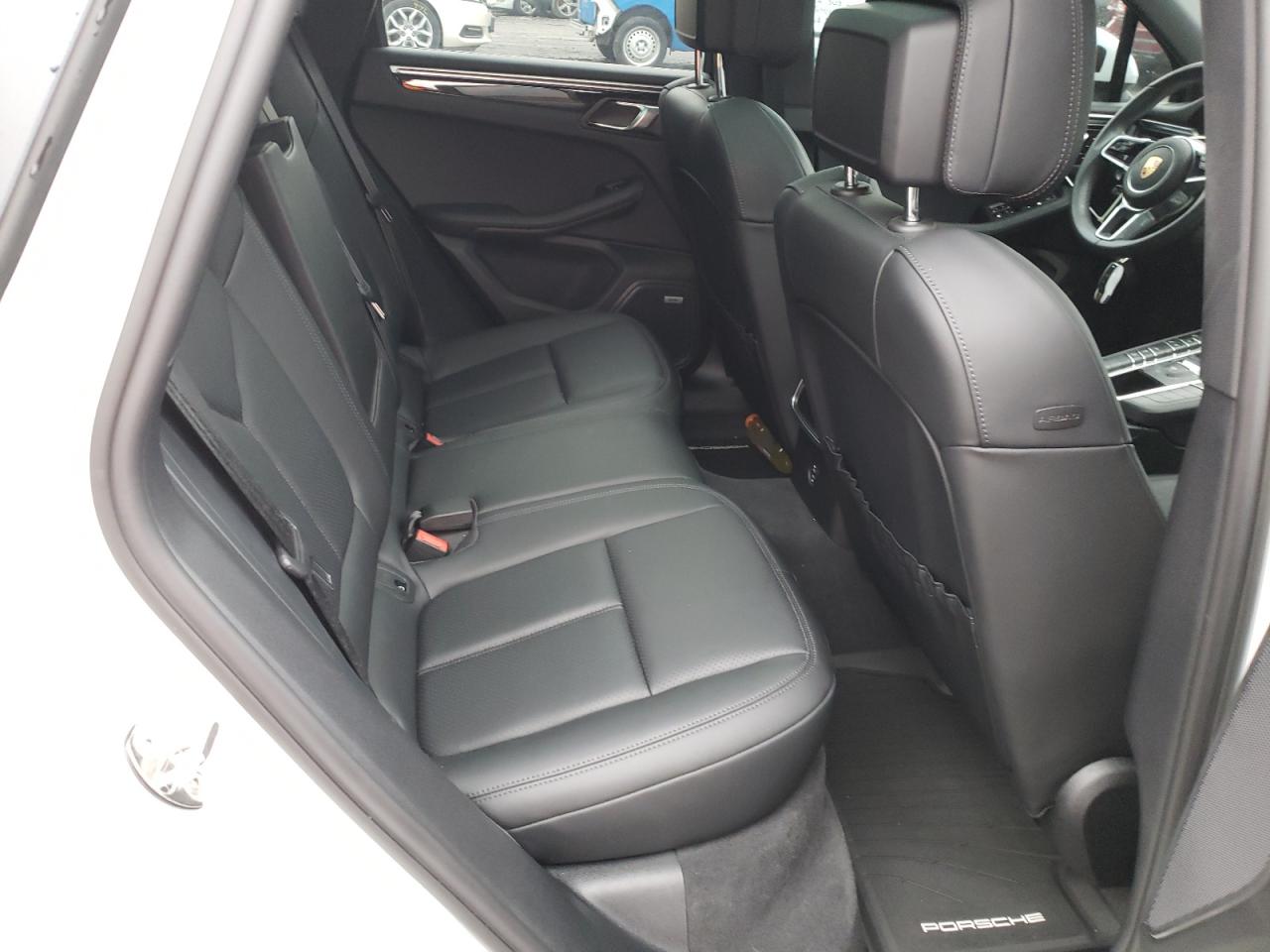 Photo 6 from auction – 2021 PORSCHE MACAN S with VIN WP1AB2A50MLB35227
