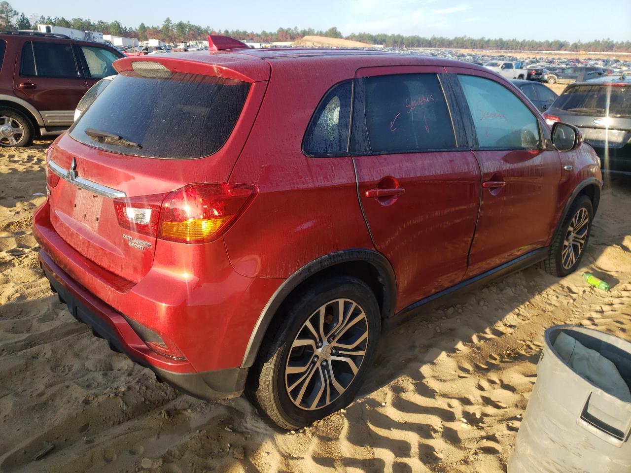 Photo 4 from auction – 2018 MITSUBISHI OUTLANDER with VIN JA4AP3AU4JU018668