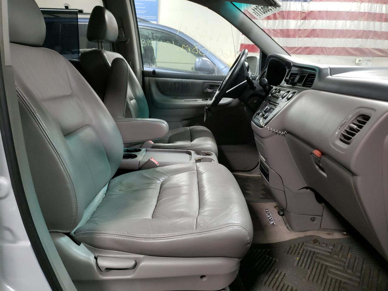 Photo 5 from auction – 2003 HONDA ODYSSEY EX with VIN 5FNRL18063B017836