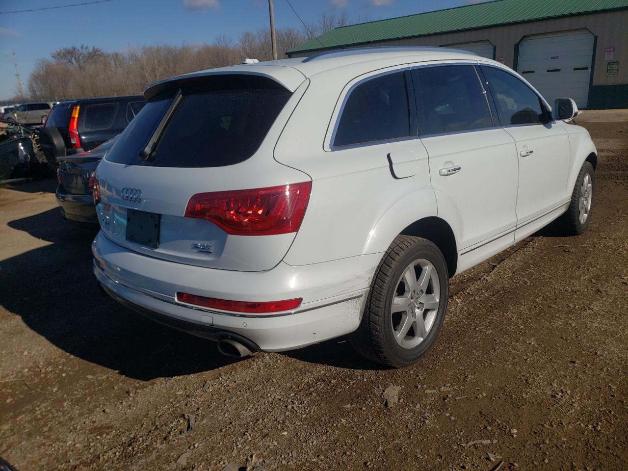 صورة رقم 4 من المزاد - 2015 AUDI Q7 PREMIUM مع VIN WA1LGAFE2FD014902