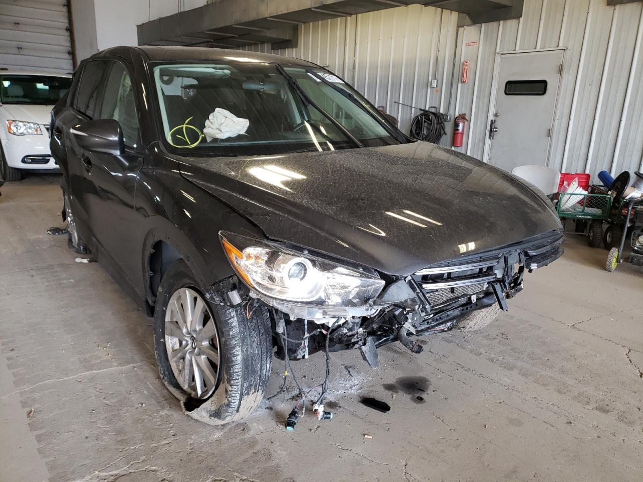 MAZDA CX-5 TOURI 2016 with VIN JM3KE4CY2G0705130 - Photo from auction