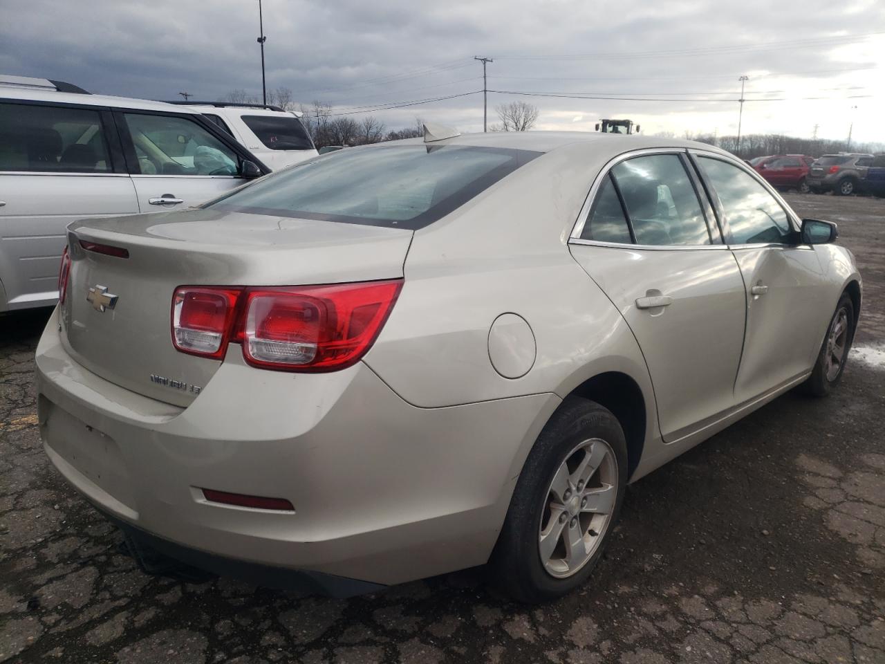 Photo 4 from auction – 2016 CHEVROLET MALIBU LIM with VIN 1G11C5SA3GF110622