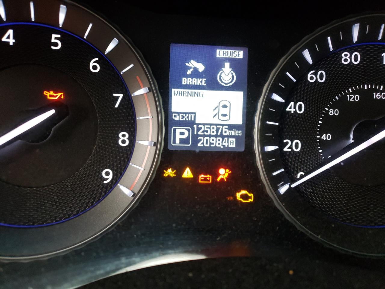 Photo 8 from auction – 2015 INFINITI Q70 5.6 with VIN JN1AY1AP1FM150072