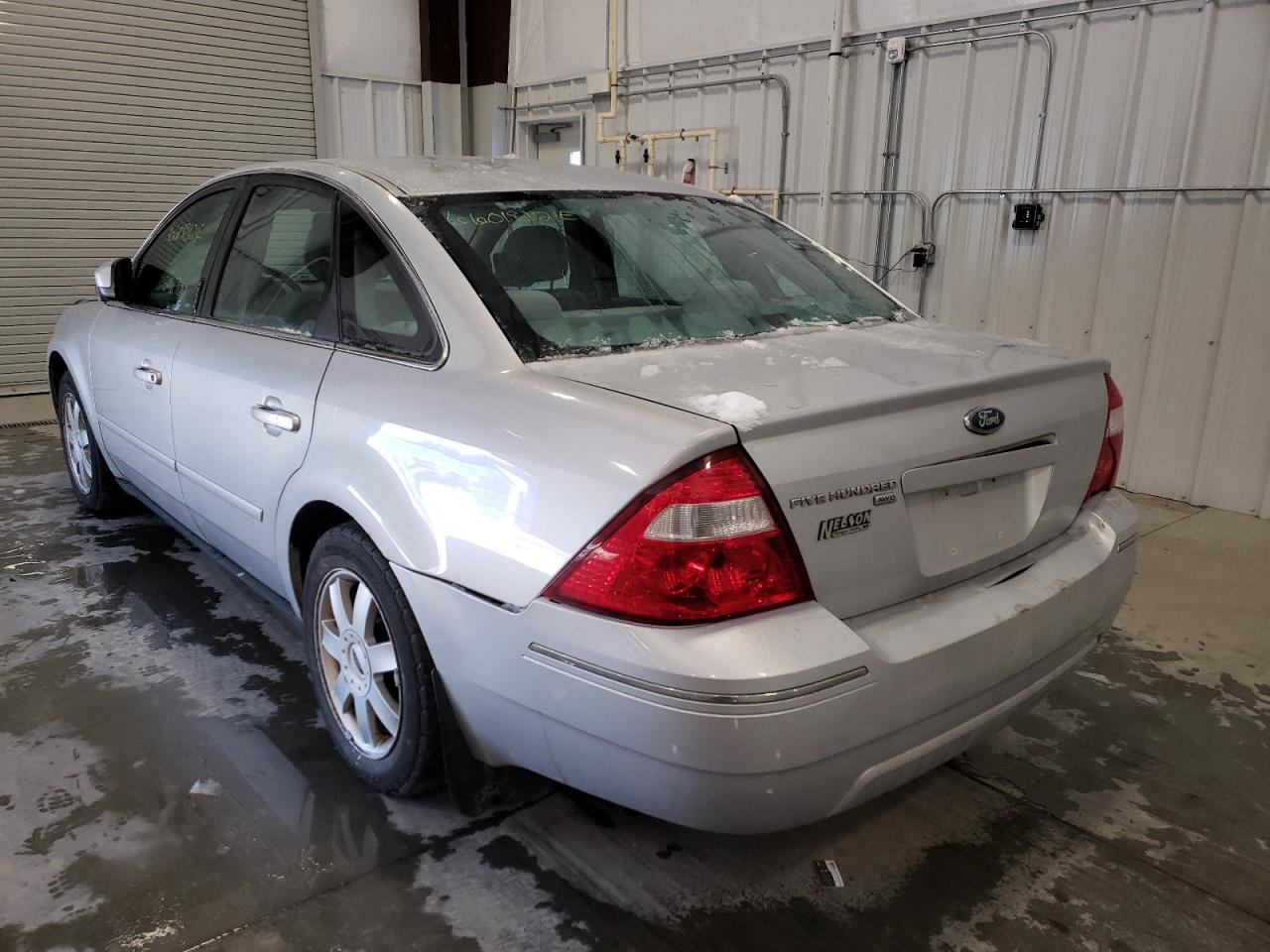 Photo 3 from auction – 2005 FORD FIVE HUNDR with VIN 1FAFP26165G115434