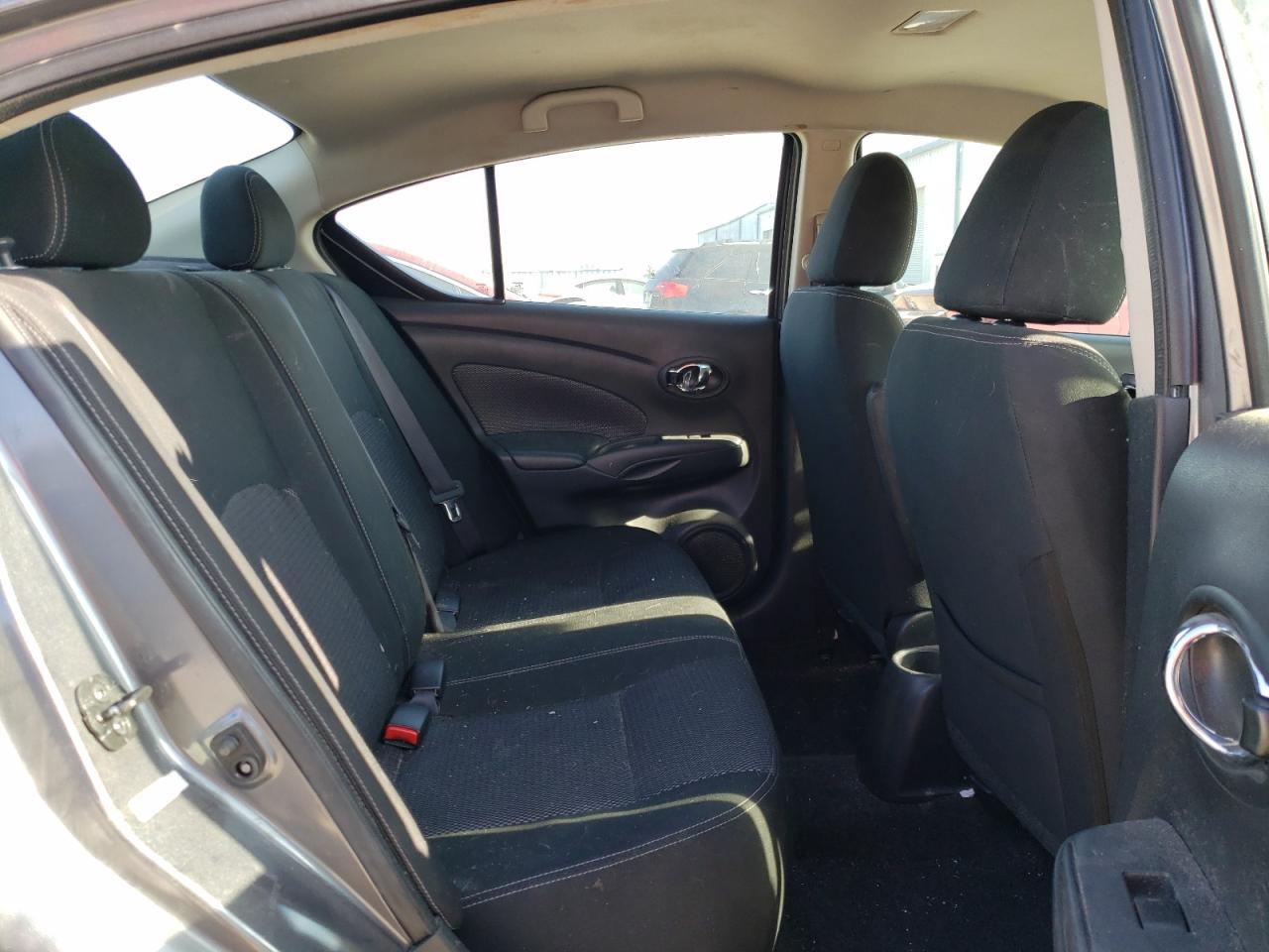 Photo 6 from auction – 2017 NISSAN VERSA S with VIN 3N1CN7AP1HL867928