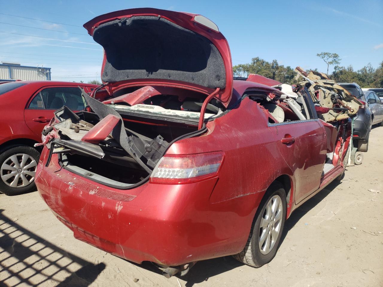 Photo 4 from auction – 2011 TOYOTA CAMRY BASE with VIN 4T1BF3EK5BU621132