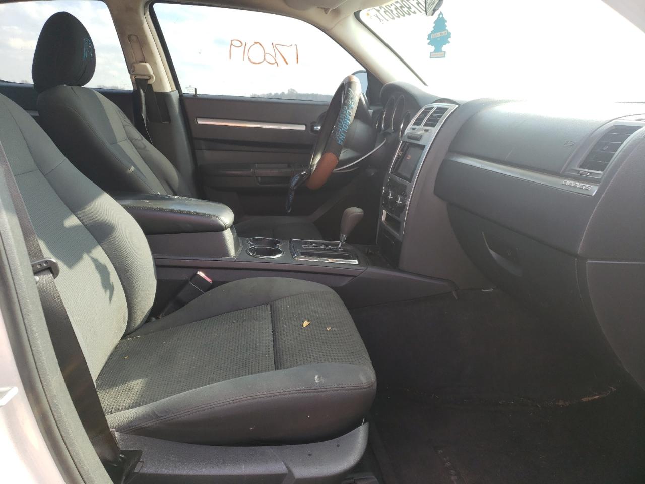 Photo 5 from auction – 2010 DODGE CHARGER SX with VIN 2B3CA3CV8AH198182
