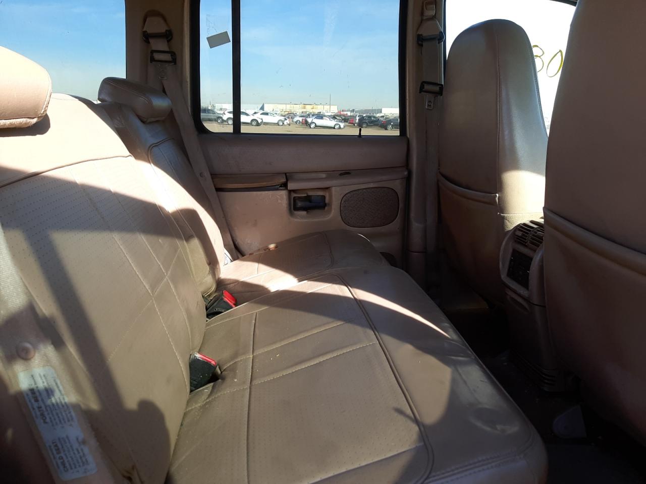 Photo 6 from auction – 1998 FORD EXPLORER with VIN 1FMZU35P3WZB38781