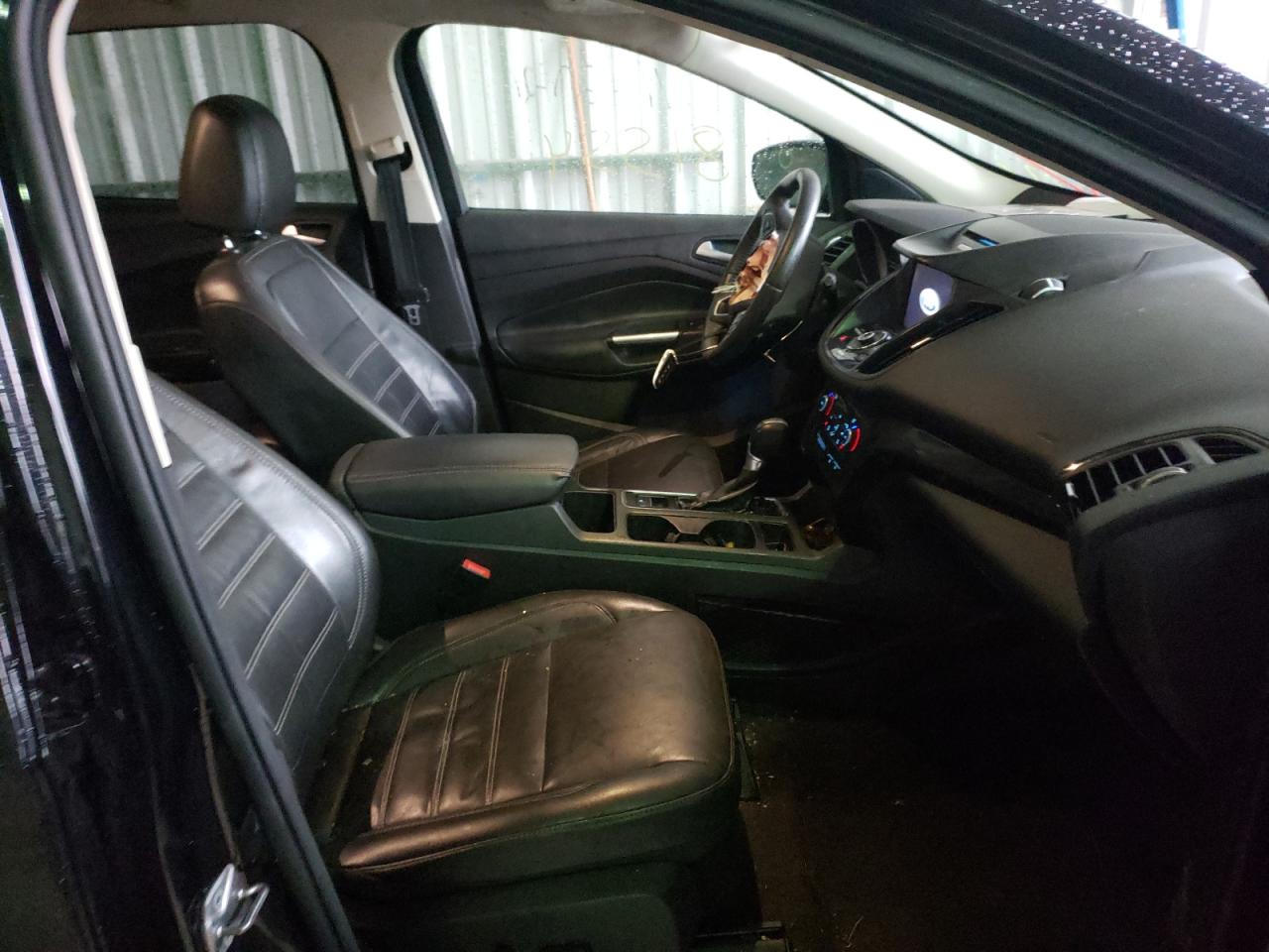 Photo 5 from auction – 2017 FORD ESCAPE TIT with VIN 1FMCU0JD7HUF05276