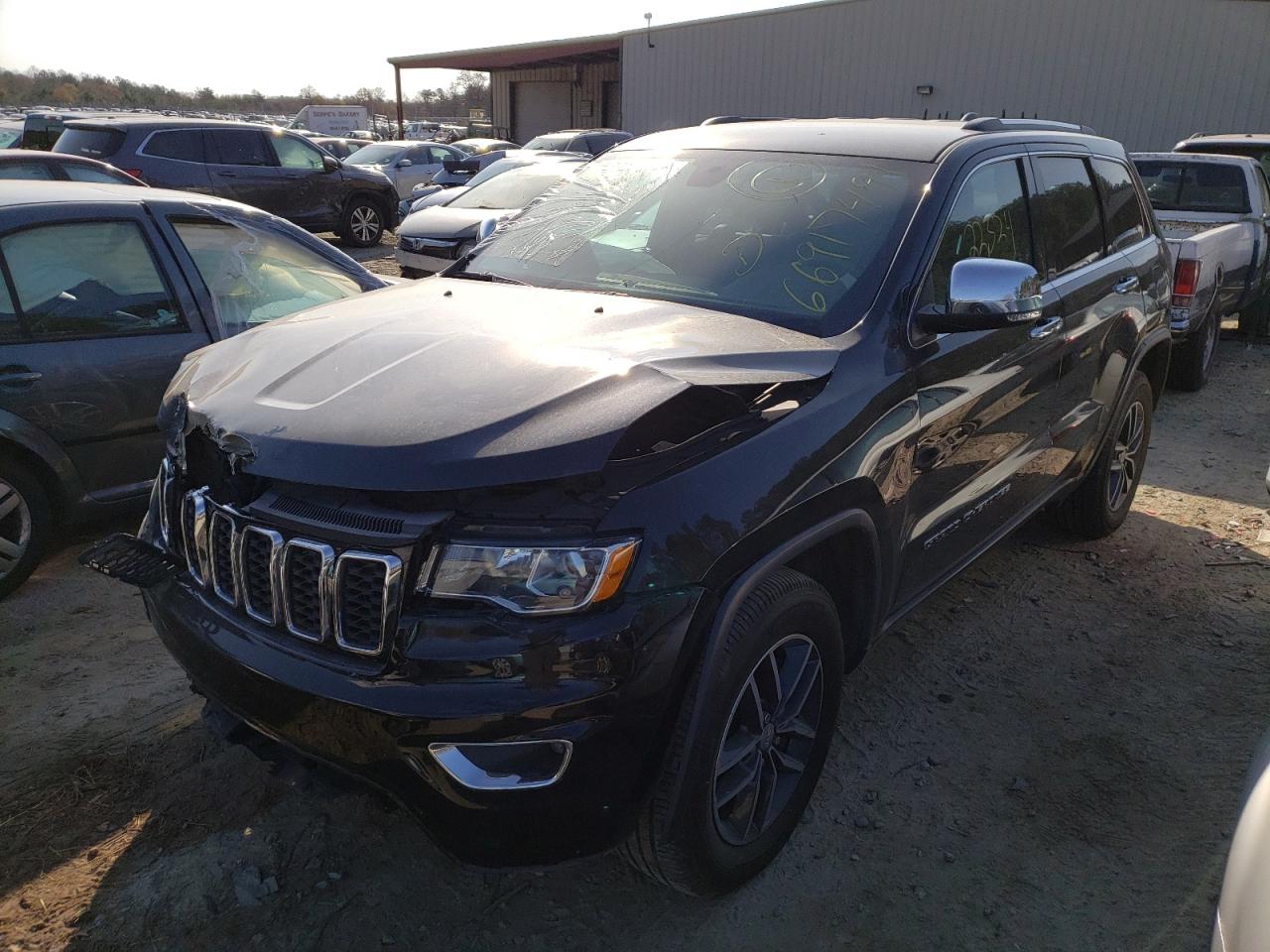 Photo 2 from auction – 2018 JEEP GRAND CHER with VIN 1C4RJFBG3JC319068