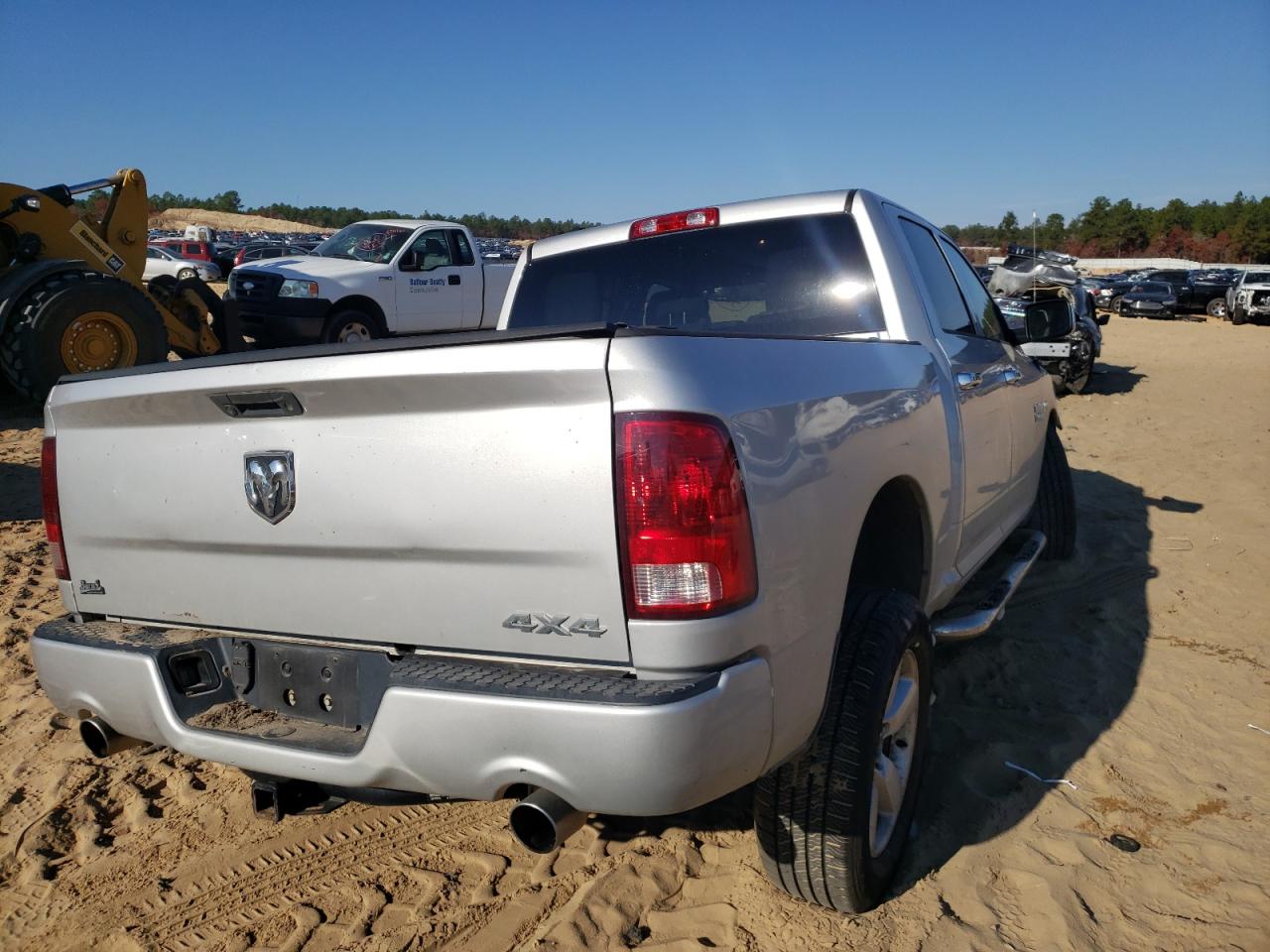 Photo 4 from auction – 2014 RAM 1500 ST with VIN 1C6RR7KT5ES394076