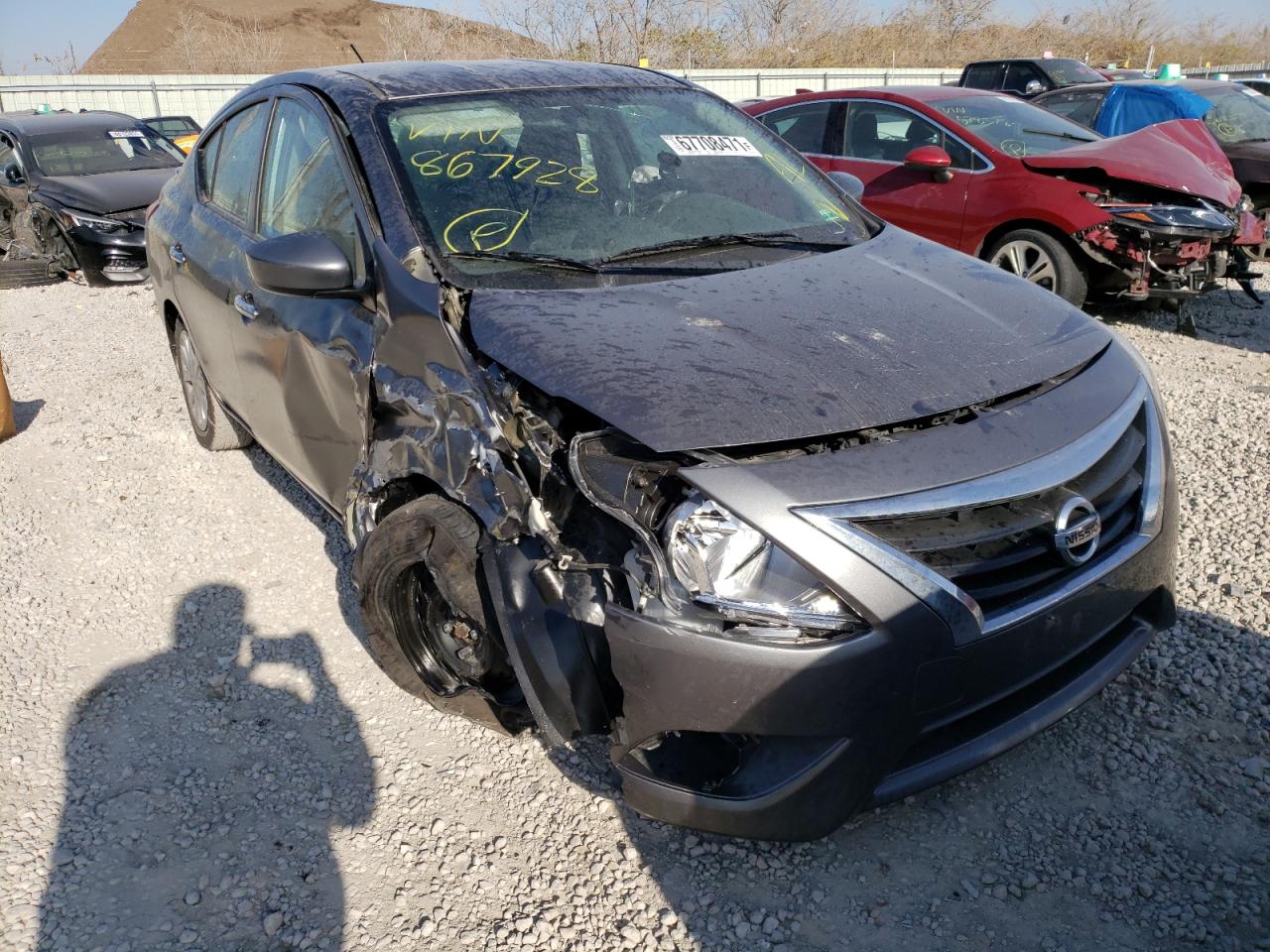 NISSAN VERSA S 2017 con VIN 3N1CN7AP1HL867928 - Foto de la subasta
