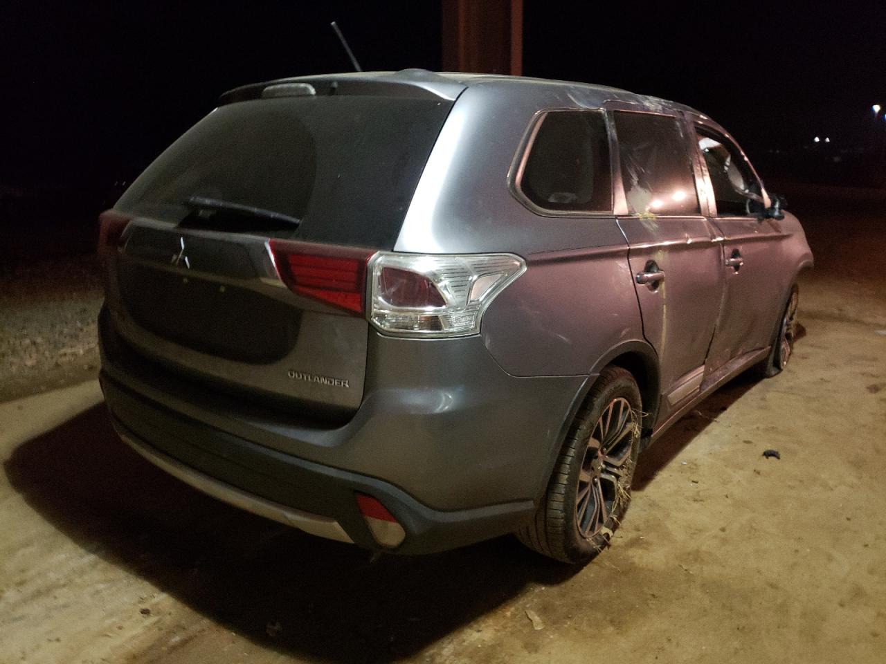 Photo 4 from auction – 2016 MITSUBISHI OUTLANDER with VIN JA4AD2A38GZ064140
