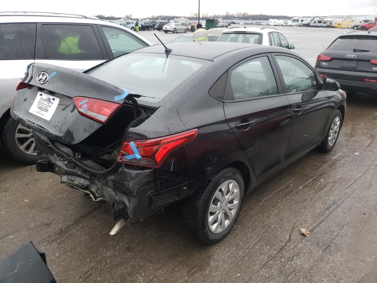 Photo 4 from auction – 2019 HYUNDAI ACCENT SE with VIN 3KPC24A32KE061383