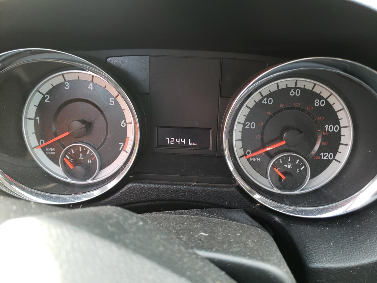 Photo 8 from auction – 2014 DODGE GRAND CARA with VIN 2C4RDGBG0ER411944