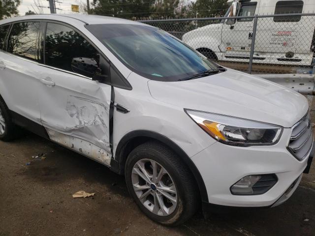 Photo 9 from auction – 2017 FORD ESCAPE SE with VIN 1FMCU9GD9HUC28061