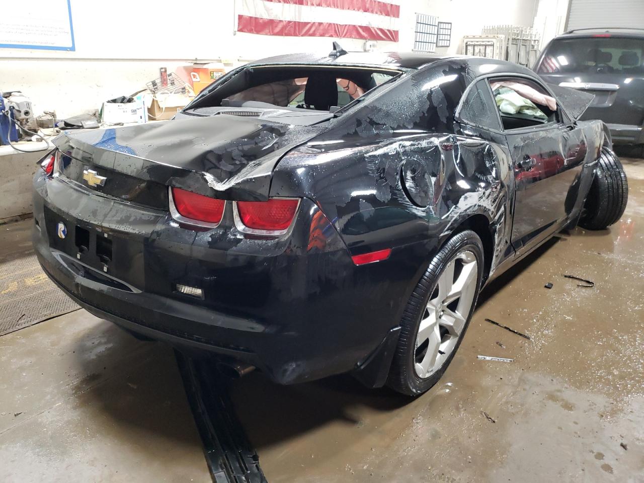 Photo 4 from auction – 2011 CHEVROLET CAMARO LS with VIN 2G1FA1ED0B9102974