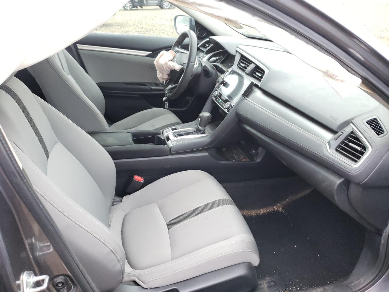 Photo 5 from auction – 2017 HONDA CIVIC EX with VIN 2HGFC2F77HH564089