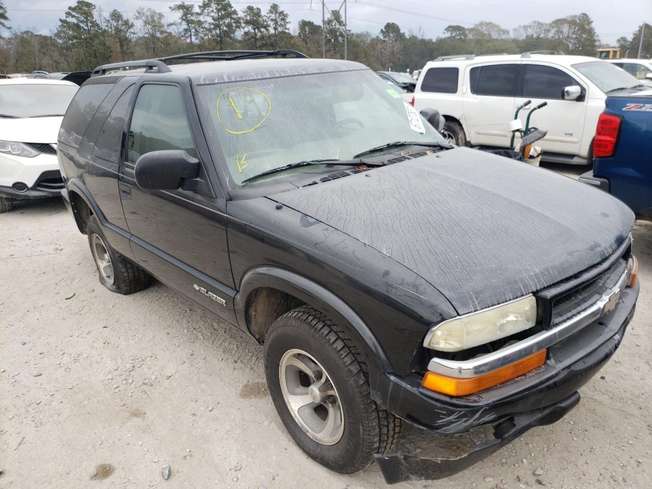 CHEVROLET BLAZER 2004 with VIN 1GNCS18X14K117523 - Photo from auction