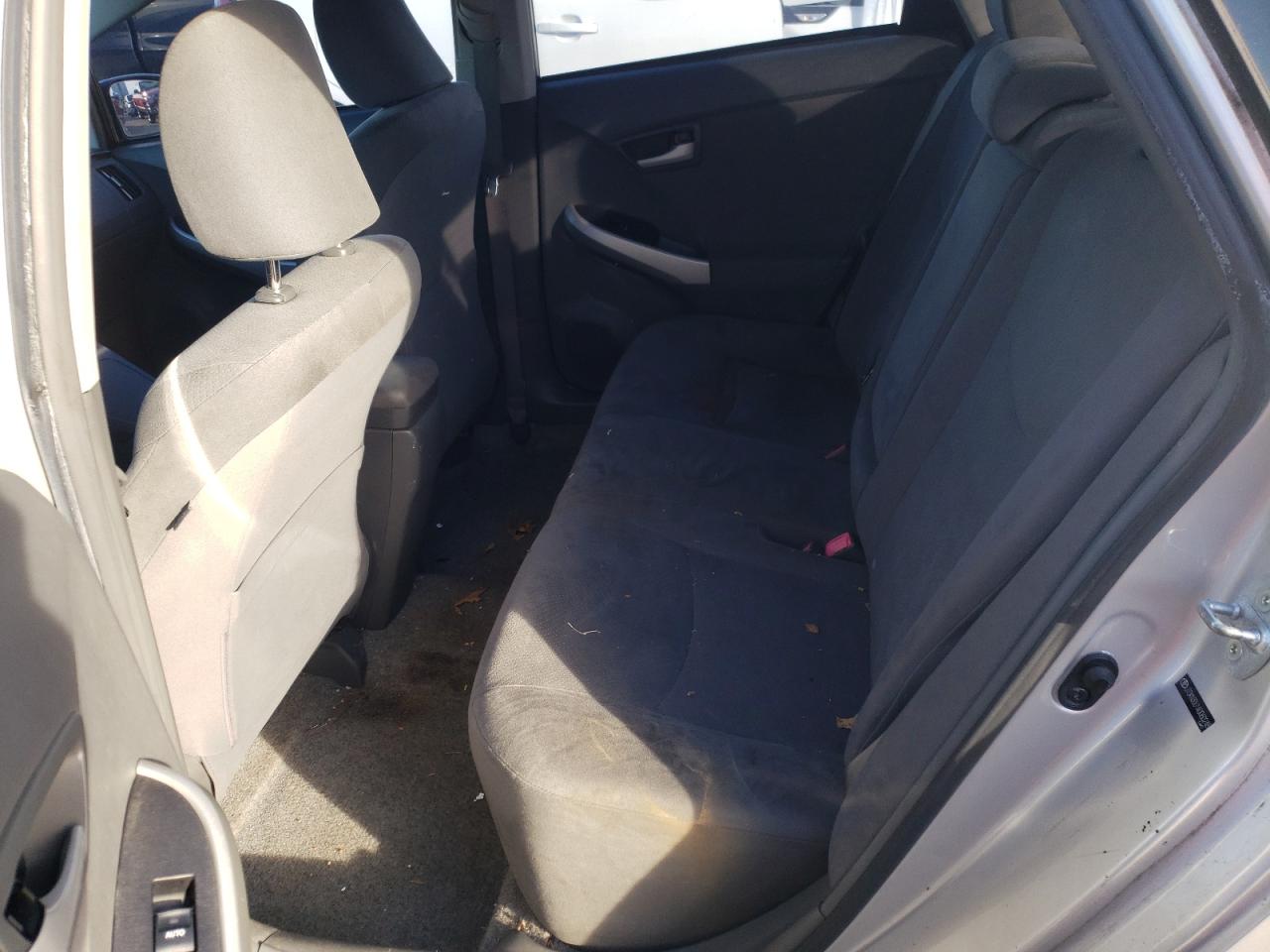 Photo 6 from auction – 2010 TOYOTA PRIUS with VIN JTDKN3DU1A0060248