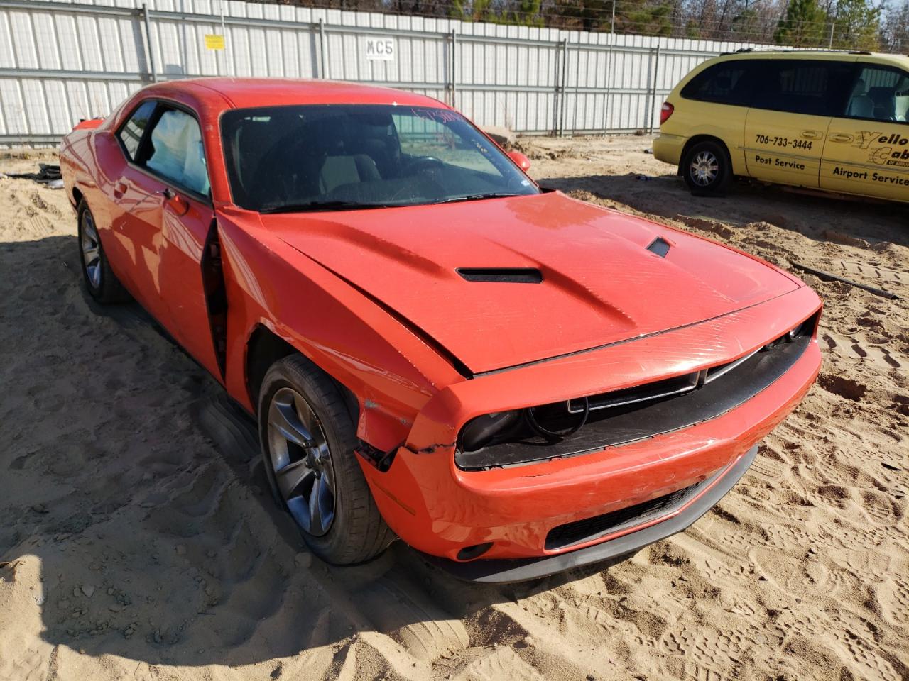 DODGE CHALLENGER 2019 with VIN 2C3CDZAG9KH759427 - Photo from auction