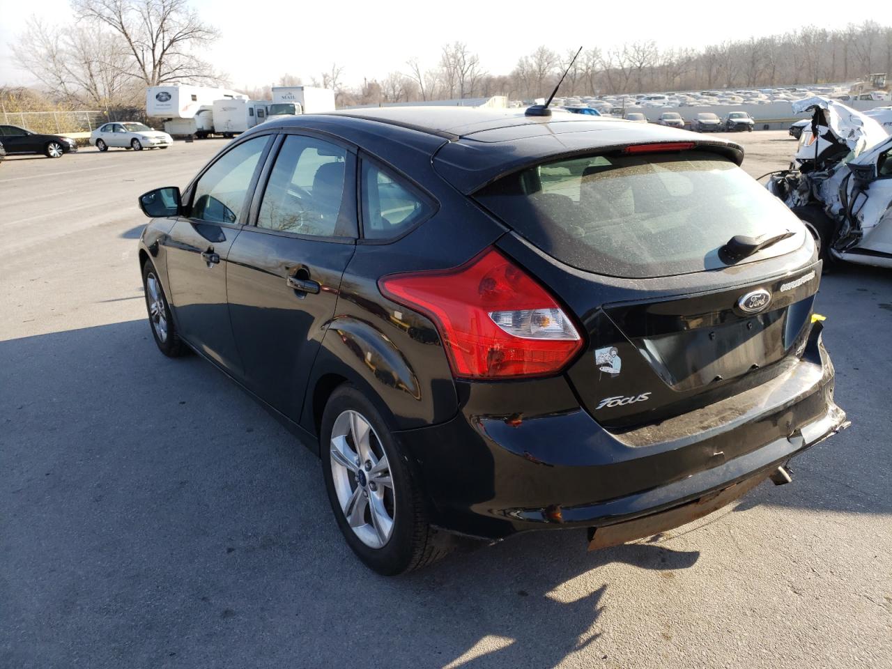Photo 3 from auction – 2014 FORD FOCUS SE with VIN 1FADP3K24EL211744