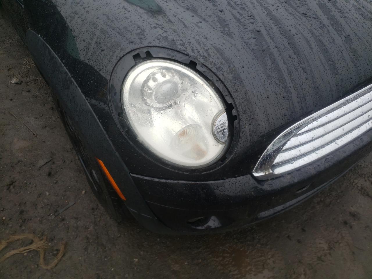 Photo 9 from auction – 2009 MINI COOPER CLU with VIN WMWML33549TX50477