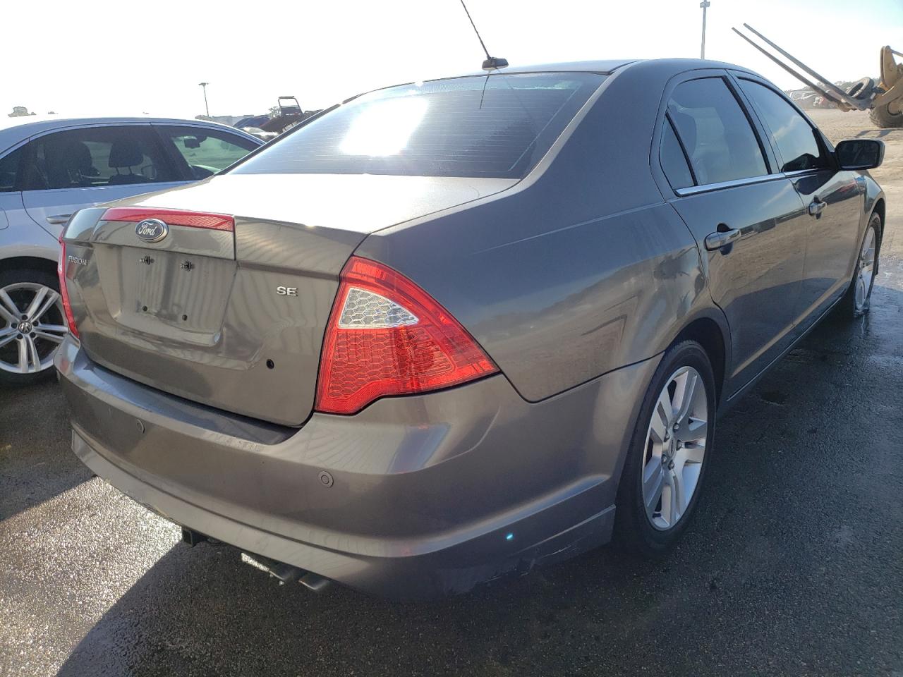 Photo 4 from auction – 2011 FORD FUSION SE with VIN 3FAHP0HA3BR187450