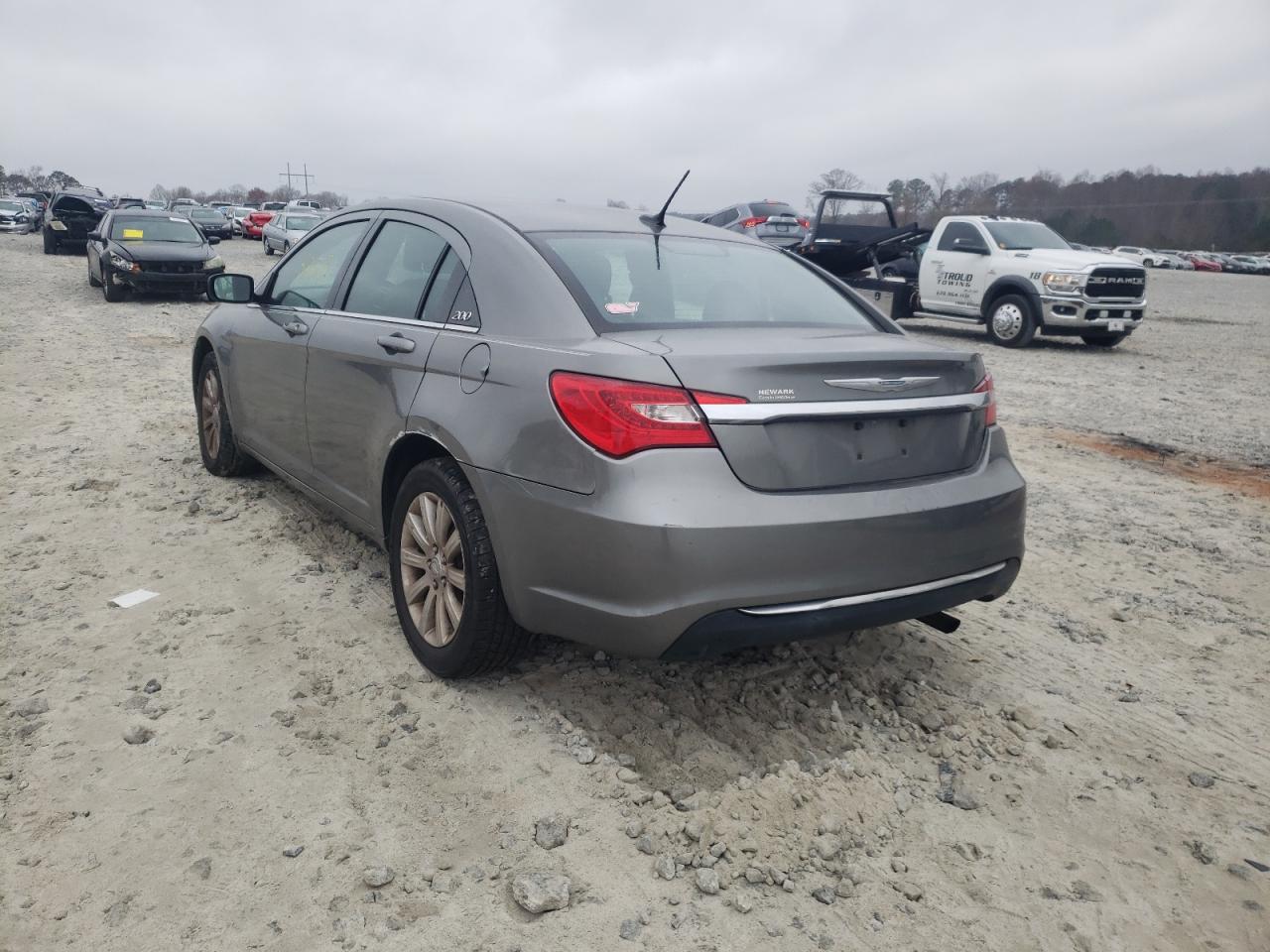 Photo 3 from auction – 2013 CHRYSLER 200 TOURIN with VIN 1C3CCBBB2DN539456