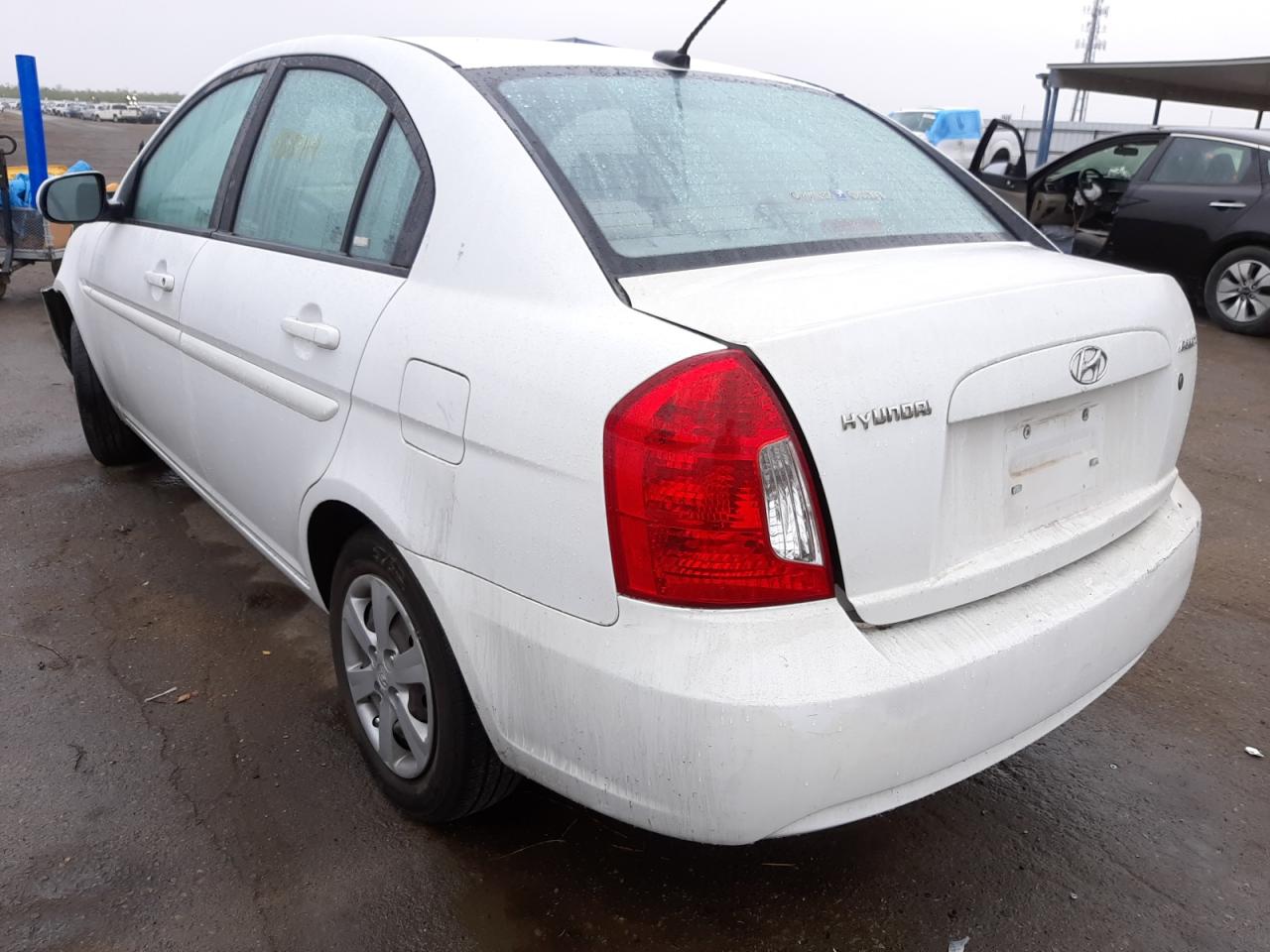 Photo 3 from auction – 2011 HYUNDAI ACCENT GLS with VIN KMHCN4AC5BU610093
