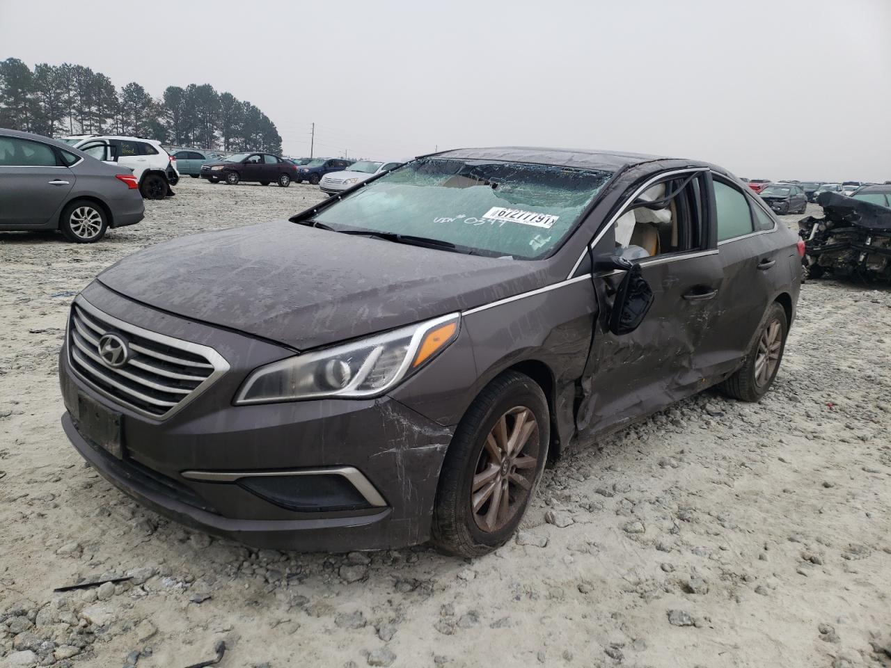 Photo 2 from auction – 2017 HYUNDAI SONATA SE with VIN 5NPE24AF8HH590344