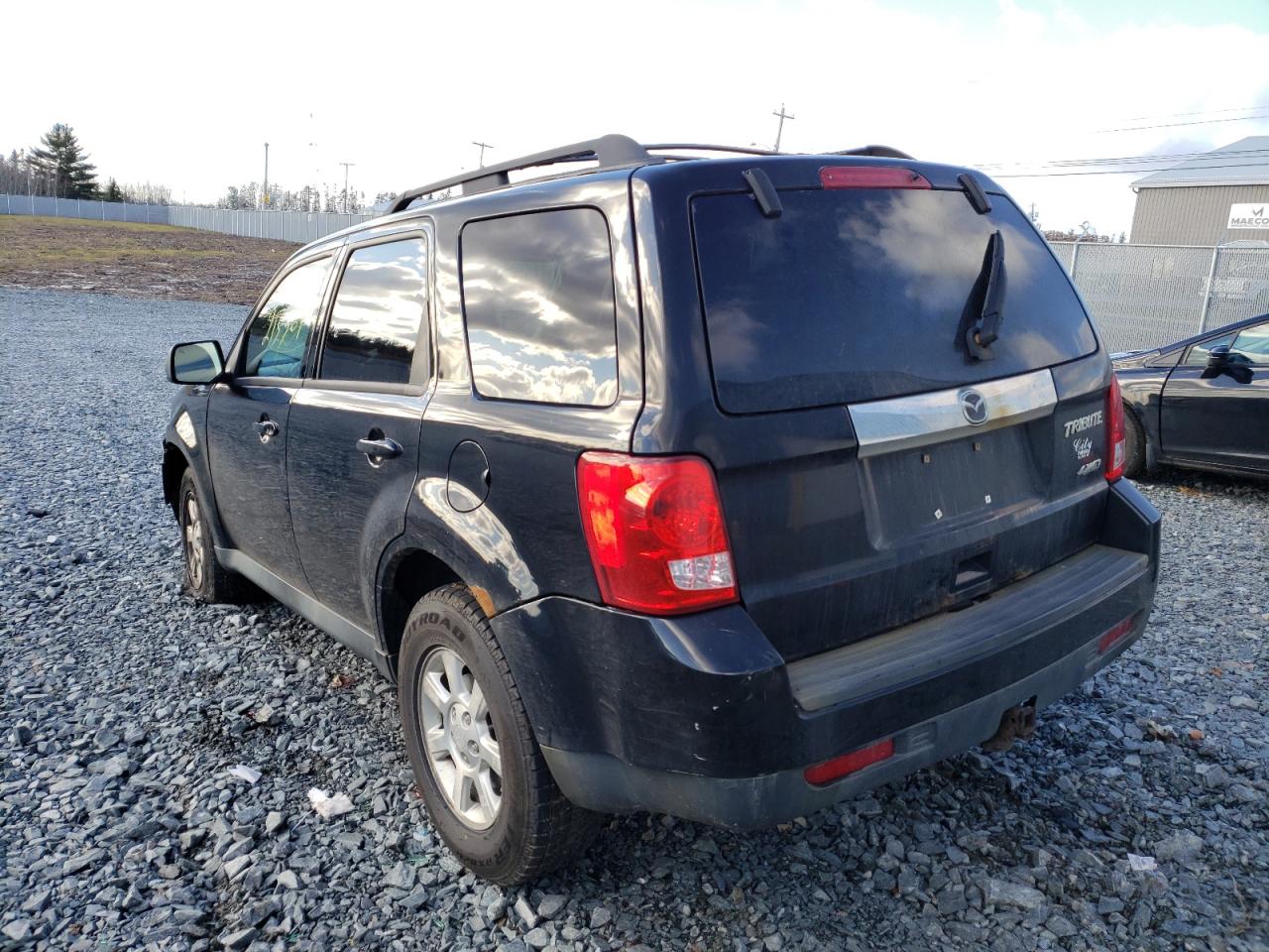 Photo 3 from auction – 2010 MAZDA TRIBUTE S with VIN 4F2CY9GG2AKM05098