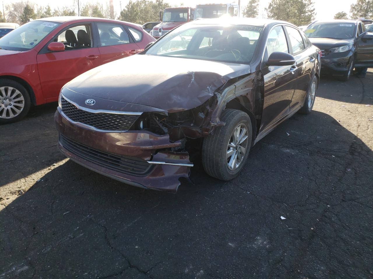 Photo 2 from auction – 2017 KIA OPTIMA LX with VIN 5XXGT4L33HG143733