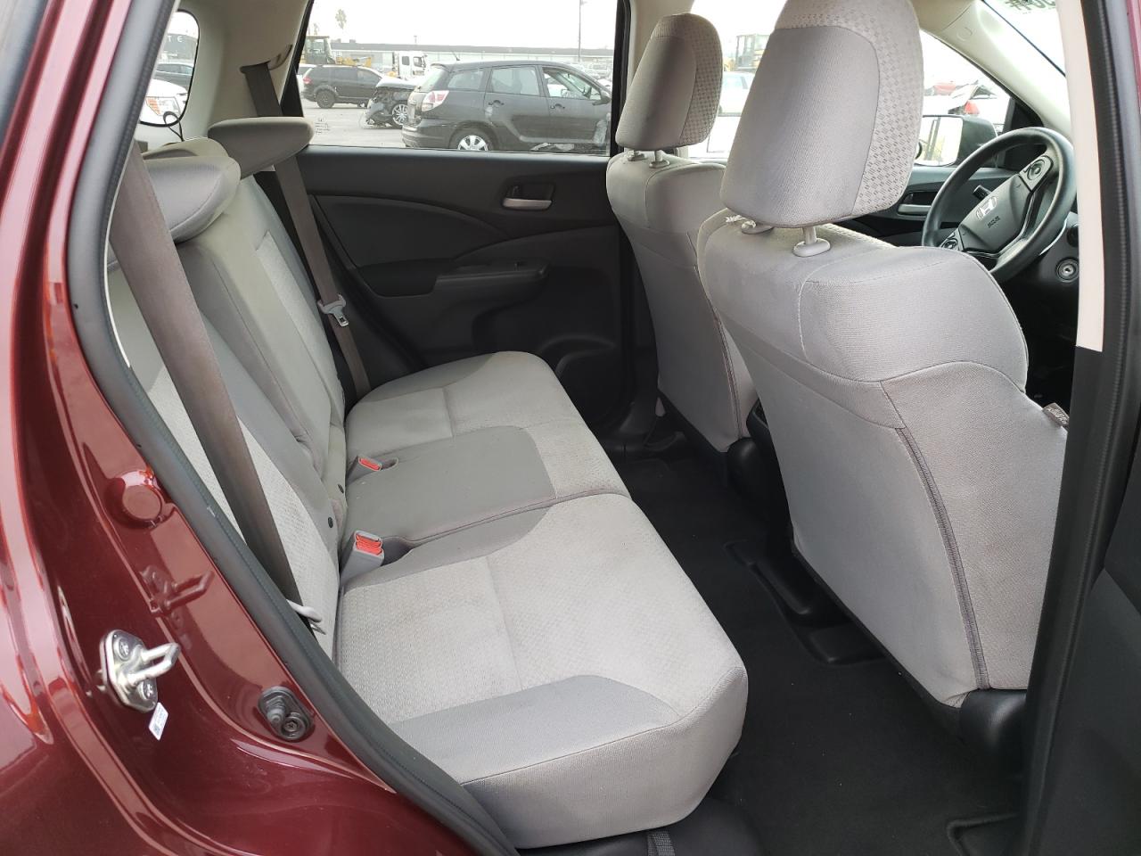 Photo 6 from auction – 2016 HONDA CR-V SE with VIN 2HKRM3H43GH541593