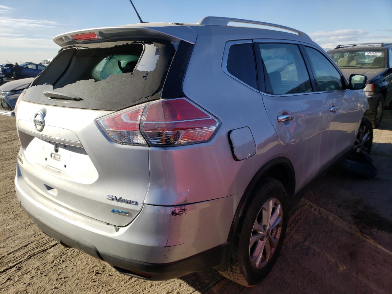 Photo 4 from auction – 2014 NISSAN ROGUE S with VIN 5N1AT2MV2EC776726