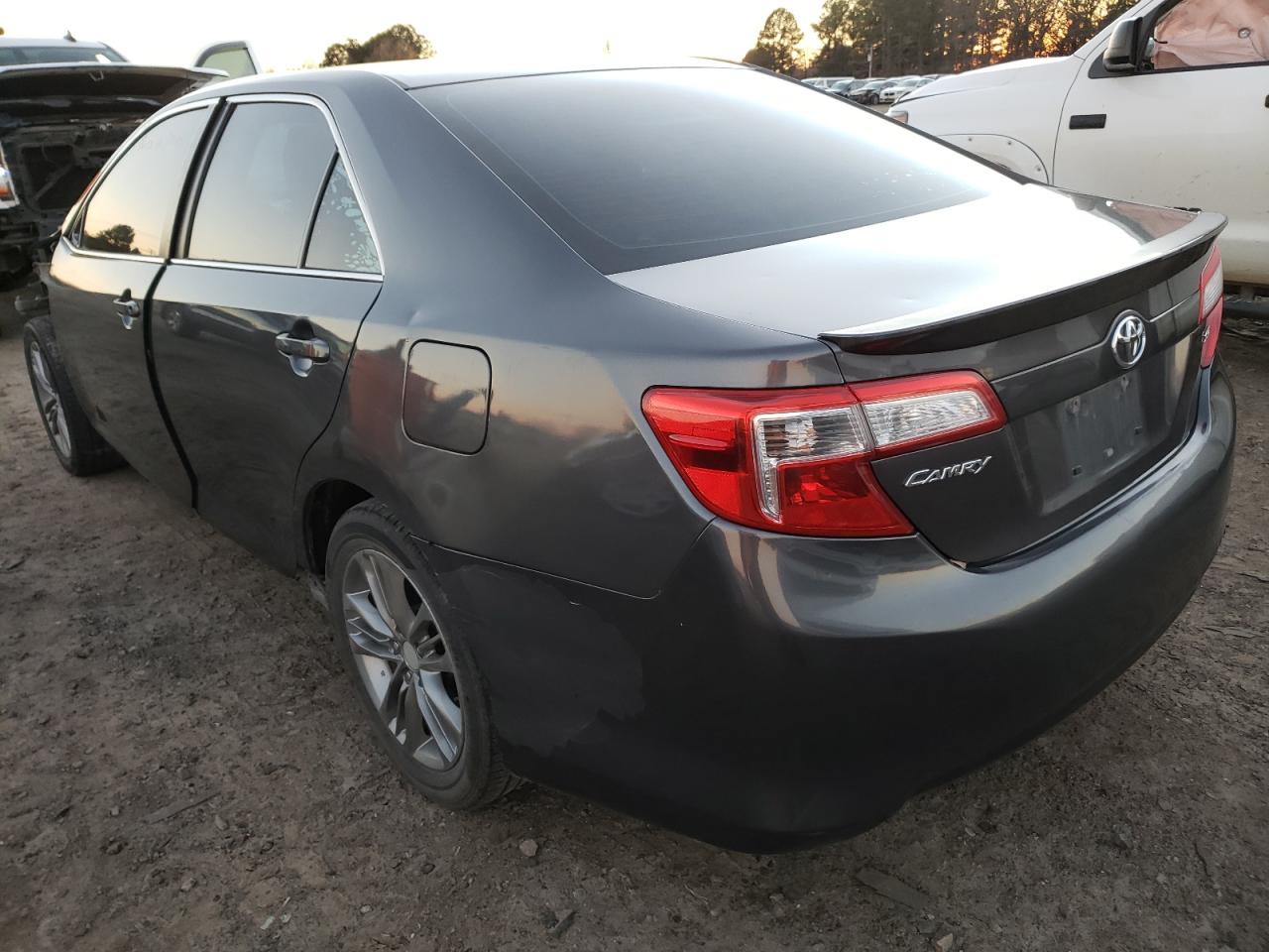 Photo 3 from auction – 2014 TOYOTA CAMRY L with VIN 4T1BF1FK4EU337787