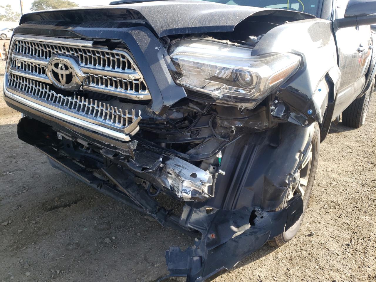 Photo 9 from auction – 2017 TOYOTA TACOMA DOU with VIN 3TMAZ5CN2HM050230