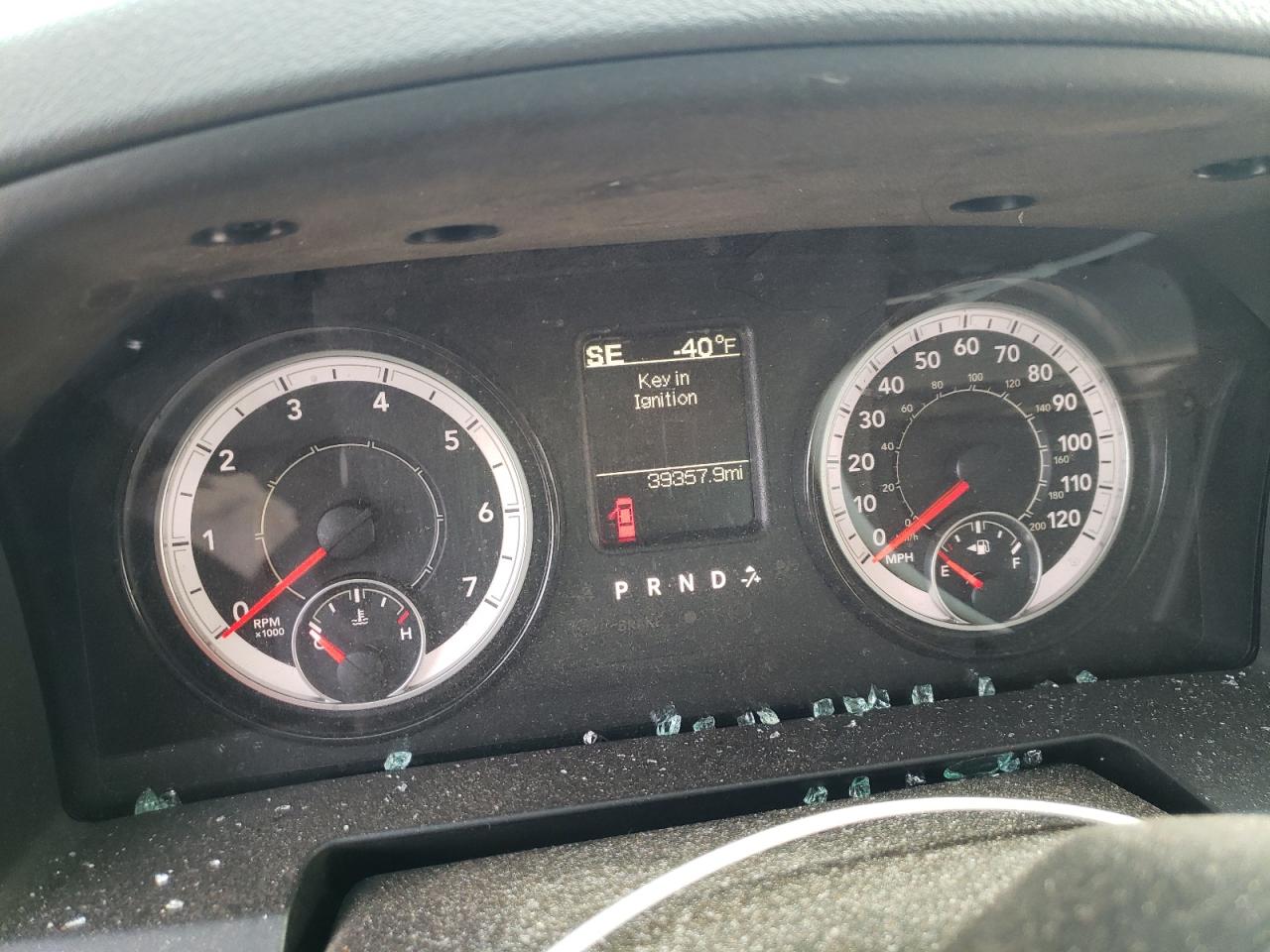 Photo 8 from auction – 2017 RAM 1500 ST with VIN 1C6RR6FT9HS865445