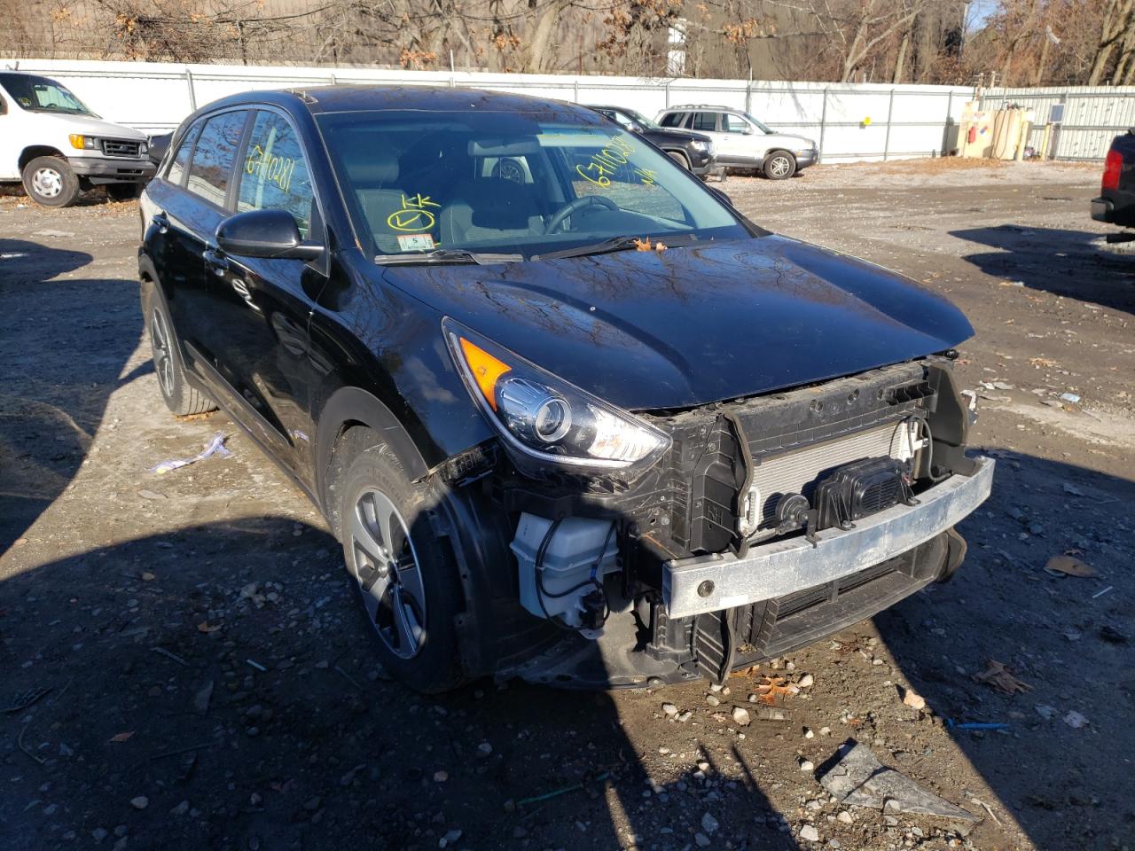 KIA NIRO FE 2018 with VIN KNDCB3LC6J5210945 - Photo from auction